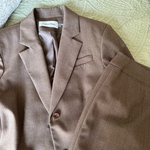 Calvin Klein 2 piece suit